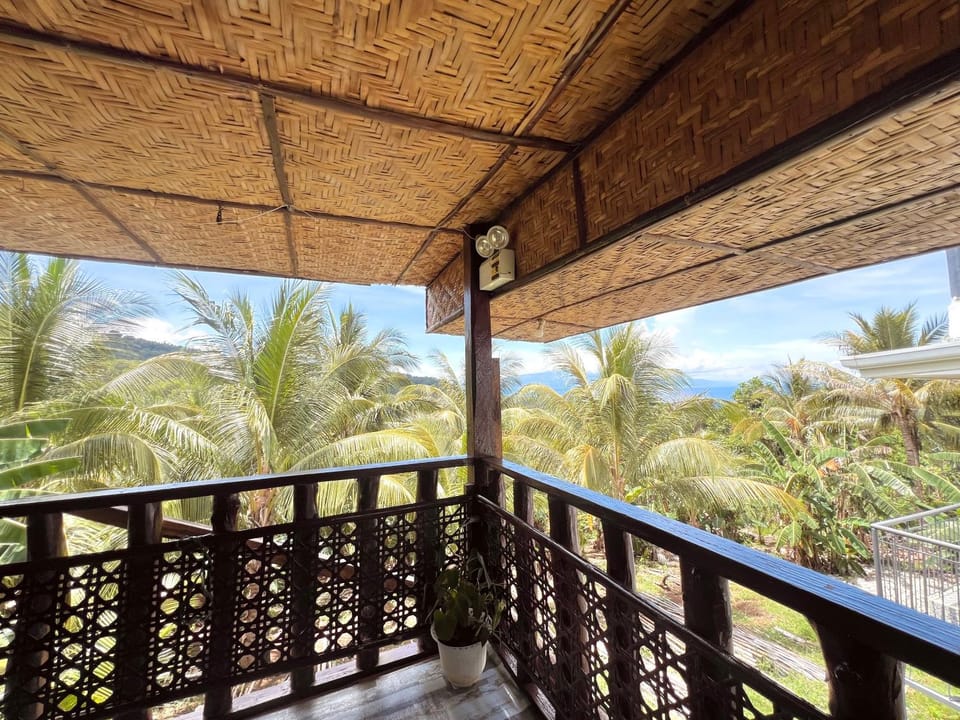 Taylor Plantacion Resort - Bamboo Villa House in Northern Mindanao