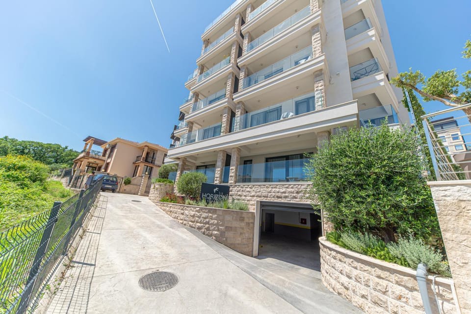 Horizont studio Apartment in Budva Municipality