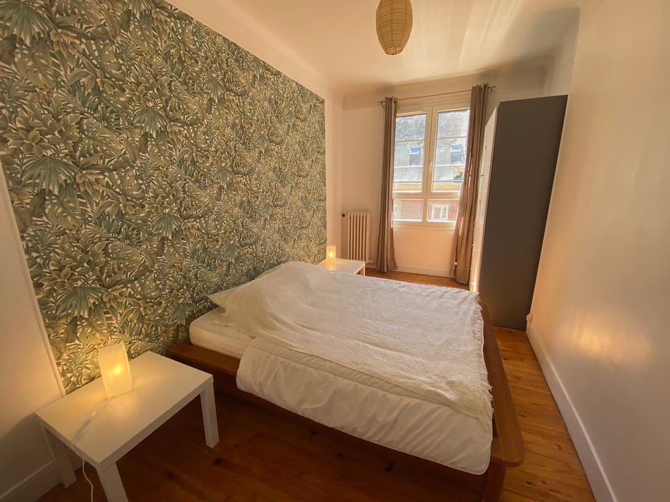 Grand appartement 4 chambres cathédrale Apartment in Lisieux