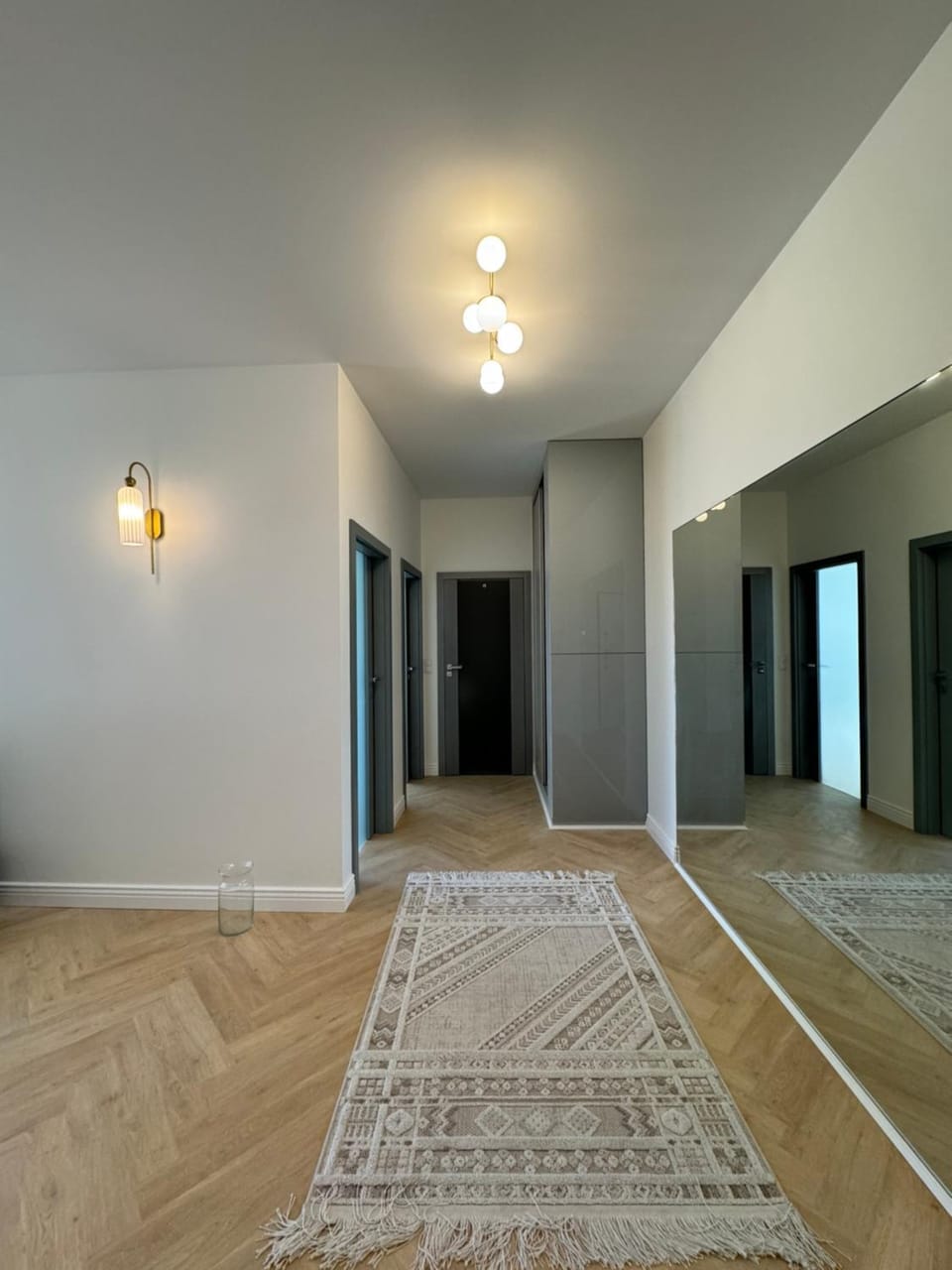 Lobby or reception, wardrobe