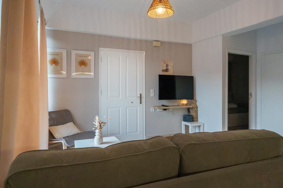 TV and multimedia, Seating area