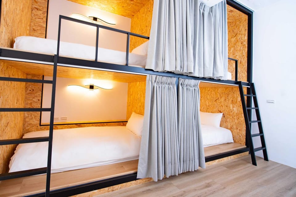 bunk bed