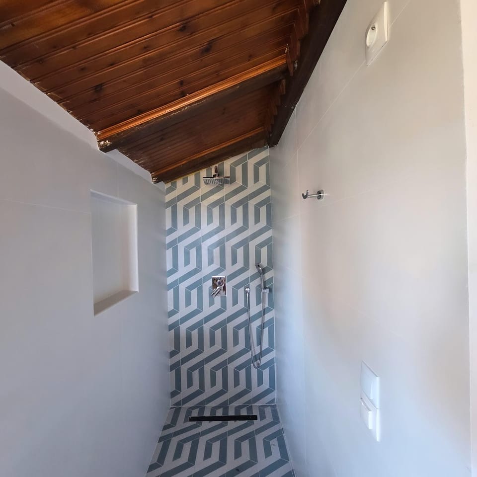 Shower, Natural landscape, Sea view, bidet