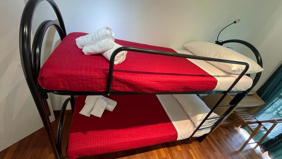 bunk bed
