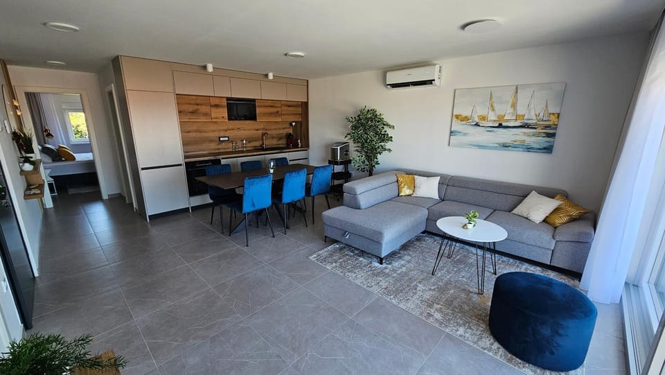 Living room, Dining area, kitchen, air conditioner