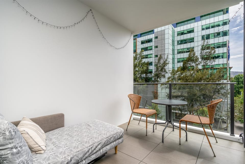 View (from property/room), Balcony/Terrace, Seating area
