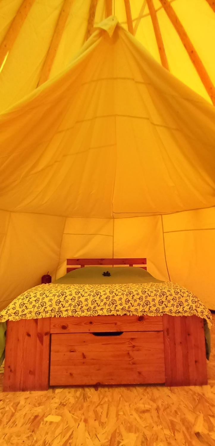 Tipi Immersion Nature Luxury tent in Auvergne-Rhône-Alpes