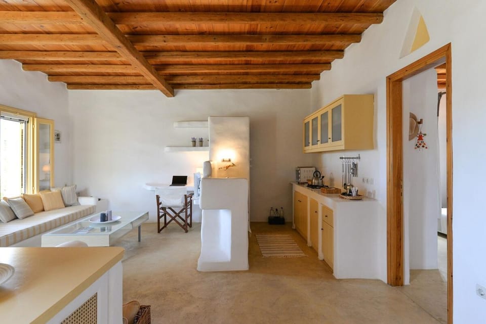 Sea-Aura House in Tinos House in Decentralized Administration of the Aegean