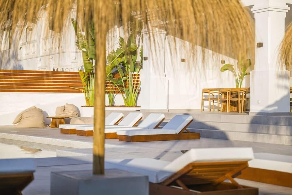 Villa Vega Luxury Living Premium Features Gym Jacuzzi Villa in Marbella