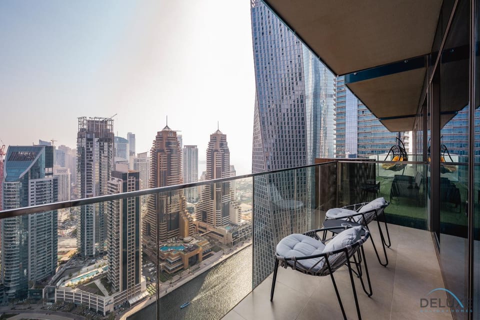 View (from property/room), Balcony/Terrace, City view