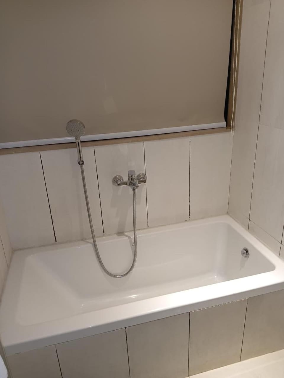Bathroom, Bath