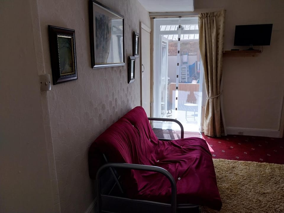 170 Victoria Road - 1 bed ground floor flat Apartment in Scarborough