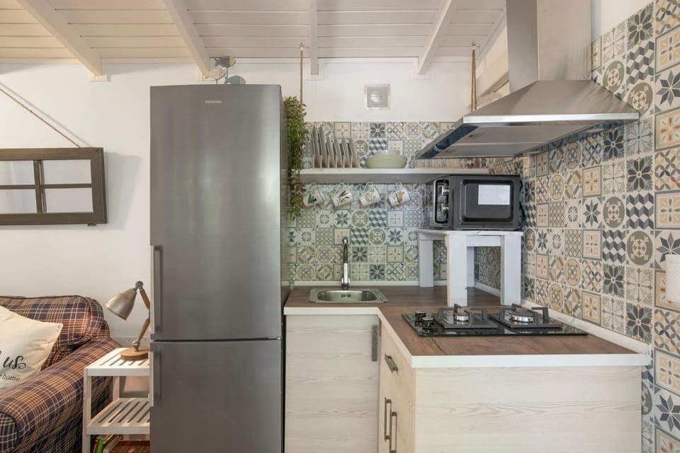 Kitchen or kitchenette, Living room