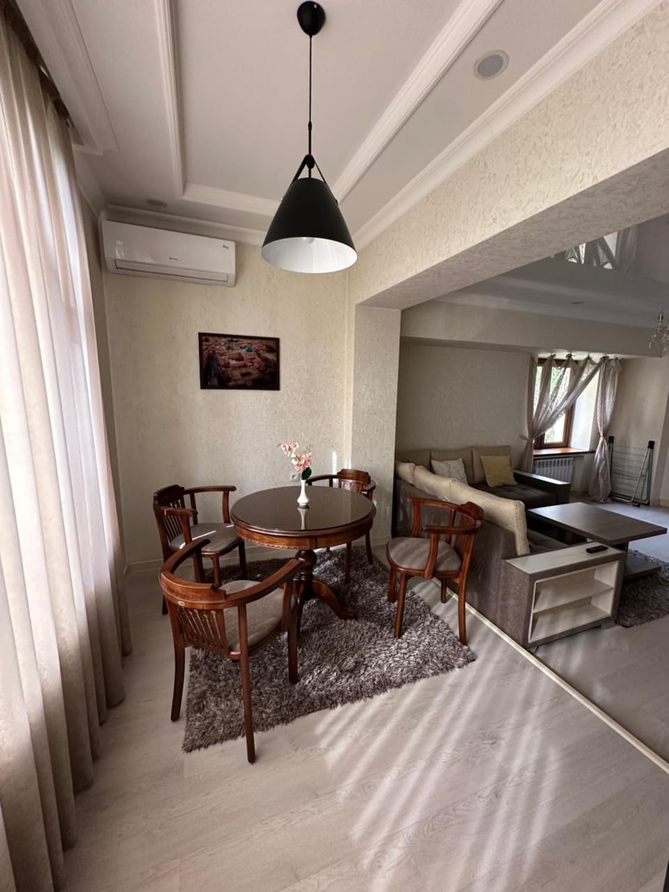 Dining area, Communal kitchen, Lunch