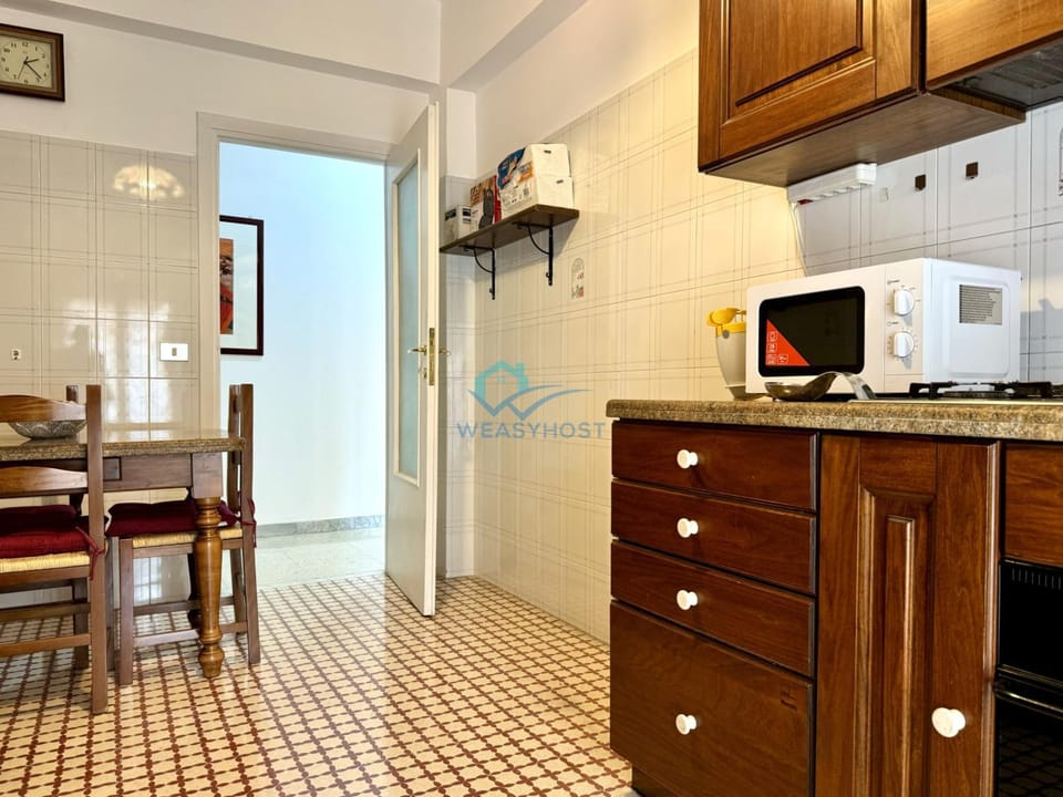 Typical Grandma's Roman Apartment Apartment in Rome
