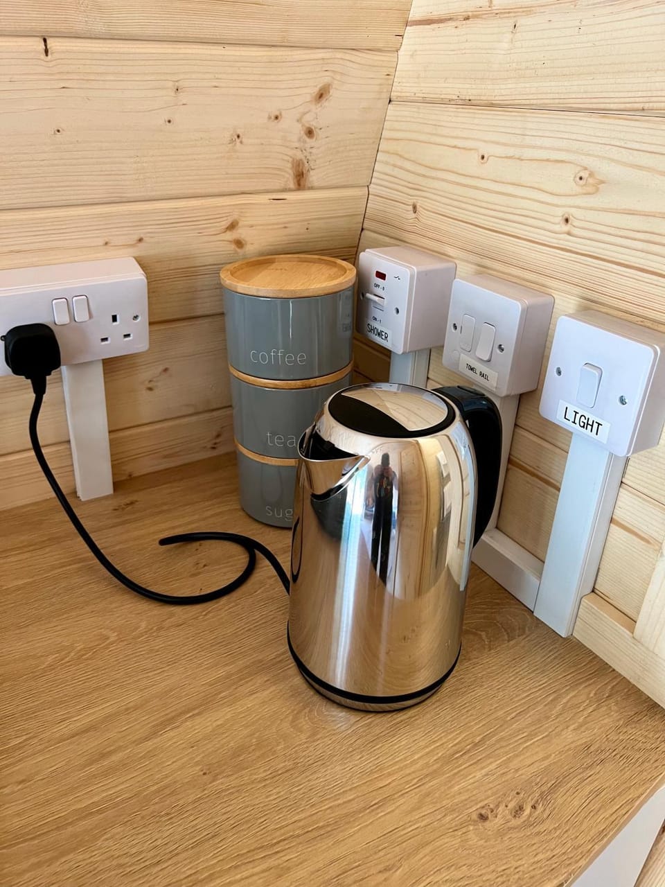 Coffee/tea facilities, Kitchen or kitchenette