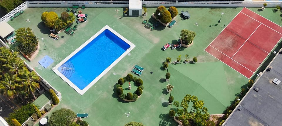 Solo familias Torre Domo Benidorm Apartment in Benidorm