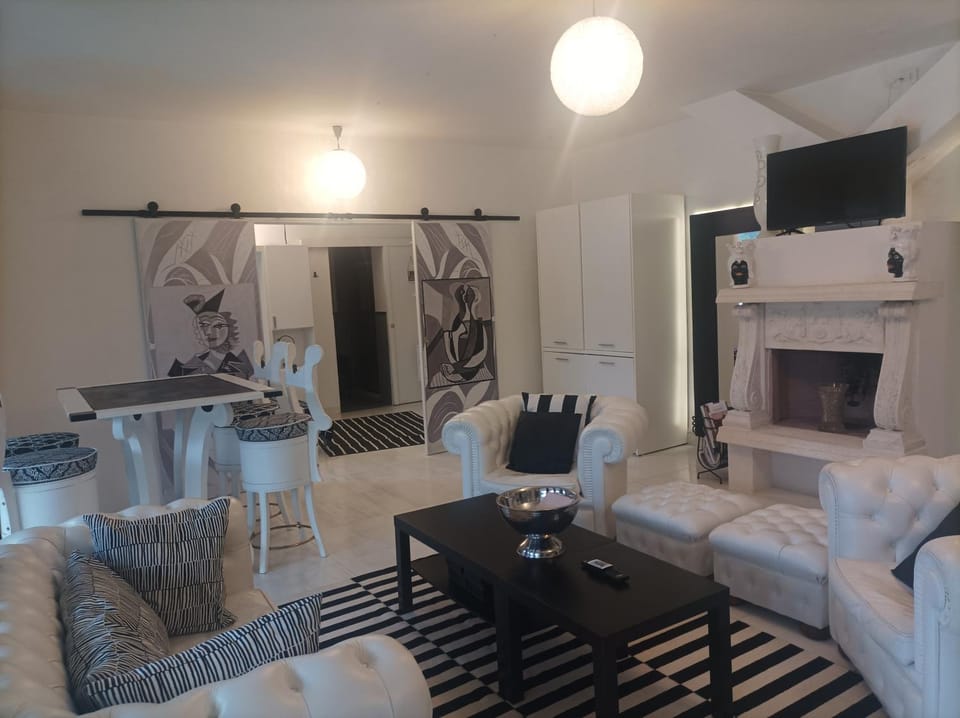 Homart optical swite House in Rome