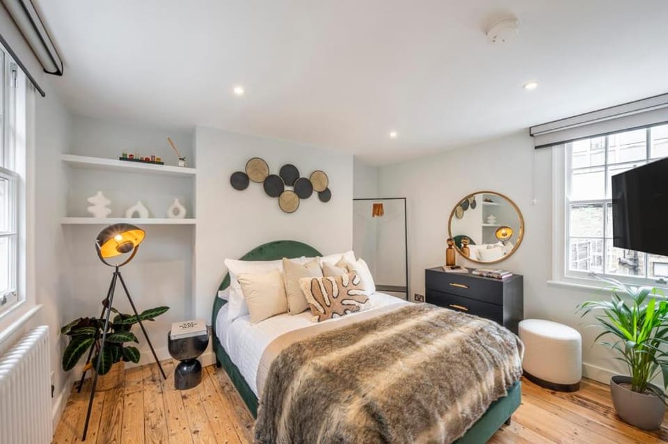 2-Bedroom Harry Potter-Inspired House - Sleeps 6 House in City of Westminster