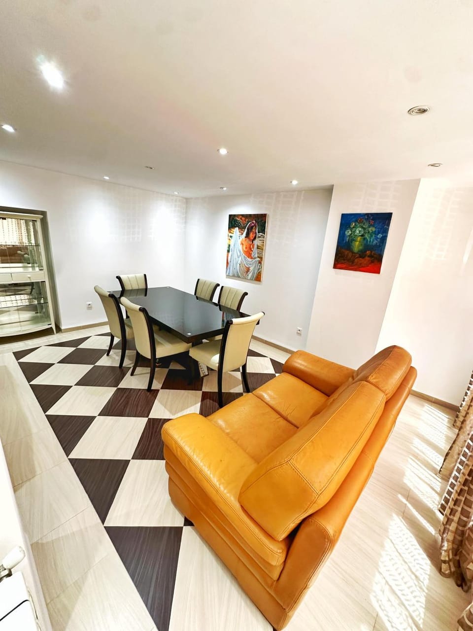 Living room, Seating area, Dining area