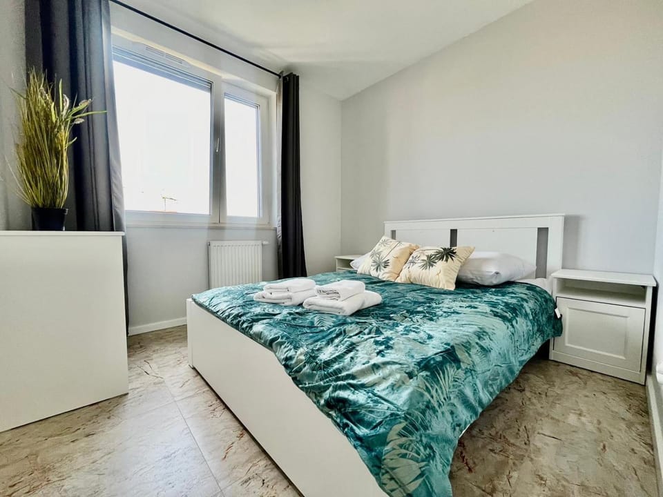 EASY RENT Apartments - Centrum Prusa, 2 bedroom, 24h Check-in Apartment in Masovian Voivodeship