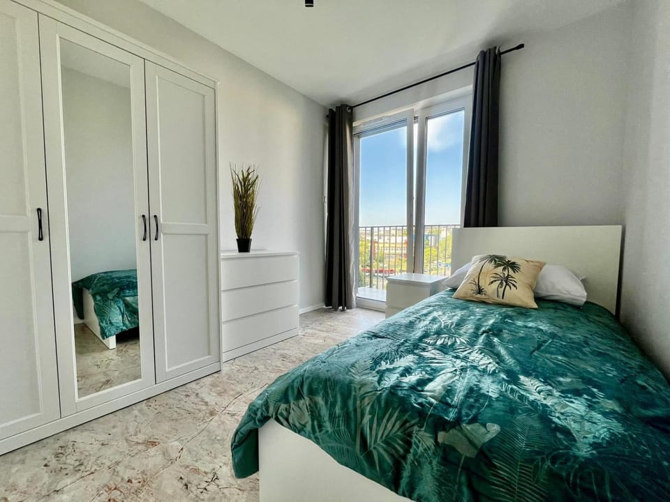 EASY RENT Apartments - Centrum Prusa, 2 bedroom, 24h Check-in Apartment in Masovian Voivodeship