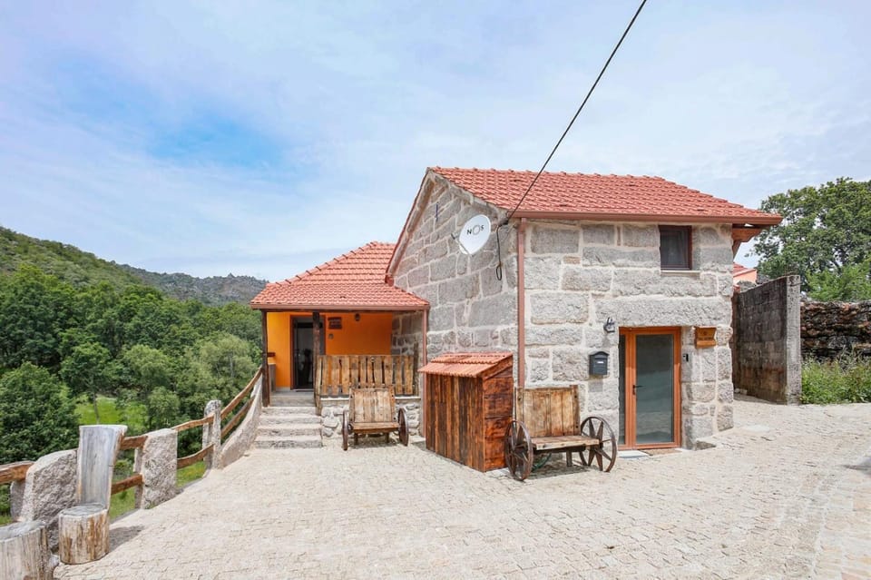 Property building, Spring, Day, Natural landscape, Mountain view