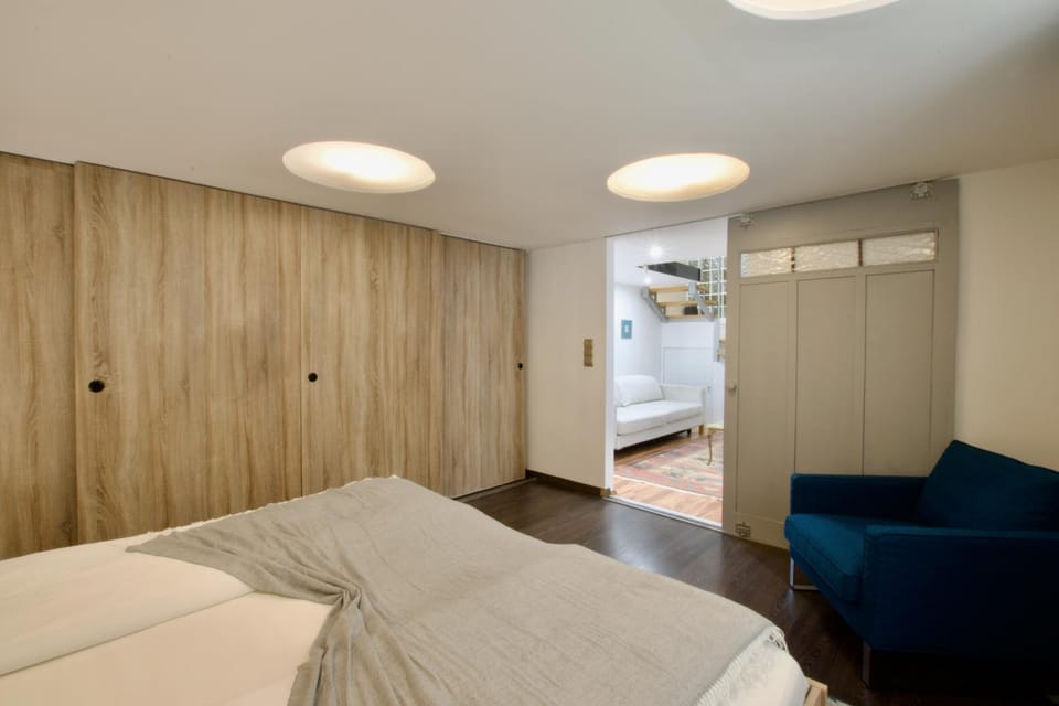 Bed, Bedroom