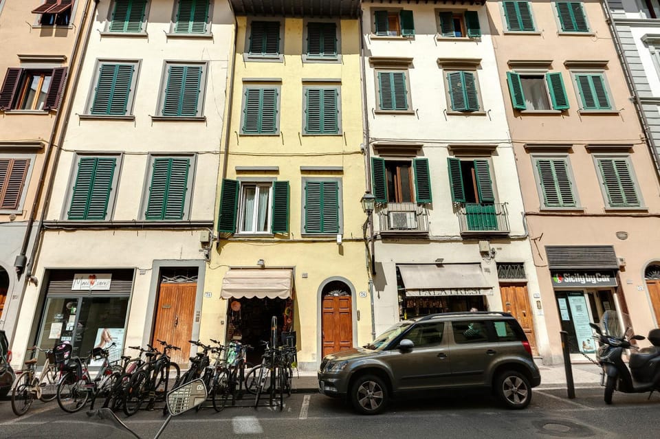 Property building, Street view