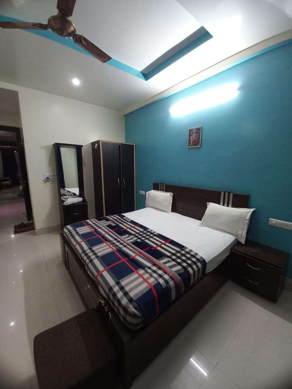 Bed, Photo of the whole room, Bedroom, towels, wardrobe, air conditioner