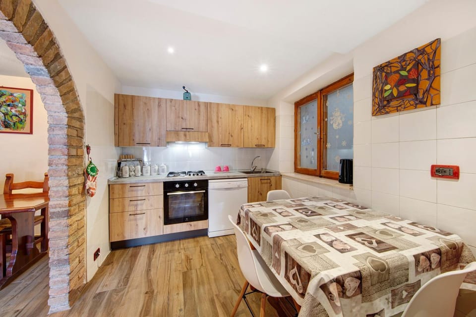 Property building, Kitchen or kitchenette, Living room