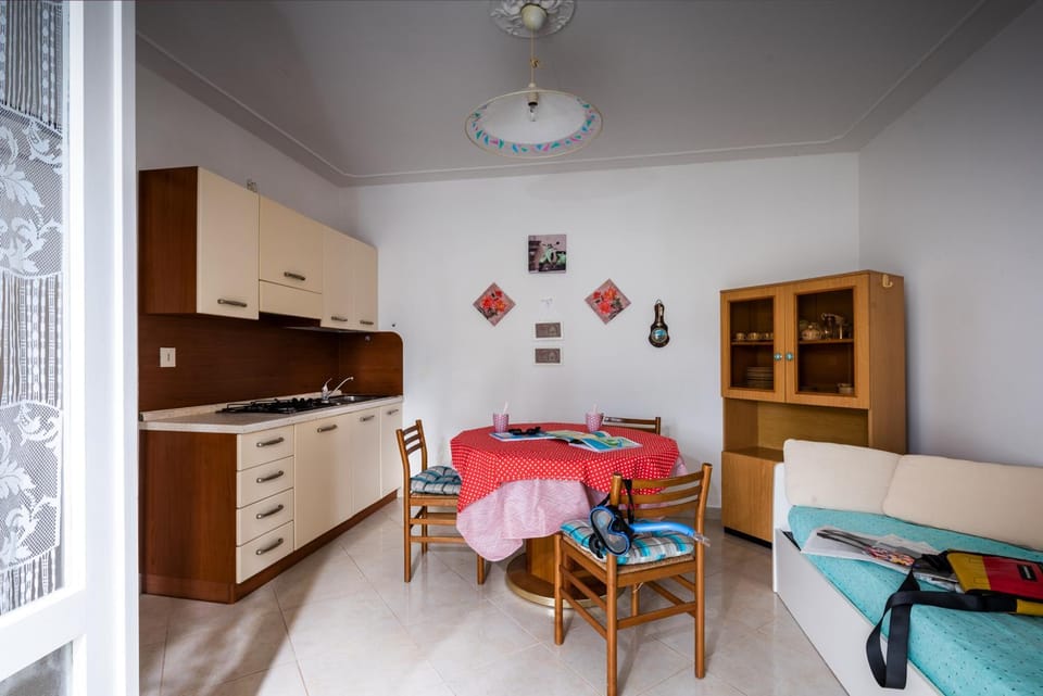 Living room, kitchen