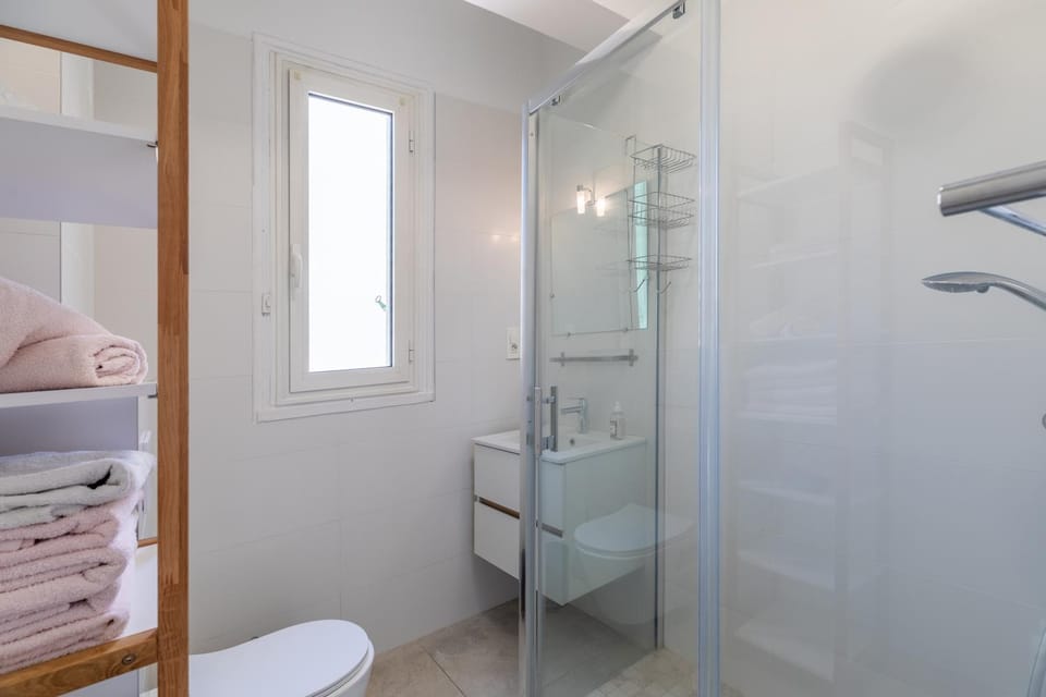 LOUIS GALLET Juan les Pins 2 min des plages - 6 couchages Apartment in Antibes