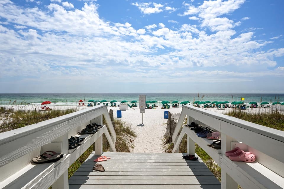 Sterling Sands 214 - 2 Bedroom by Newman-Dailey Apartment in Destin
