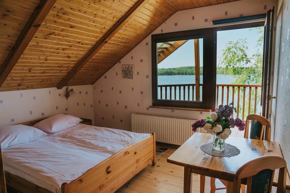 Bed, Natural landscape, Balcony/Terrace, Photo of the whole room, Bedroom, Lake view