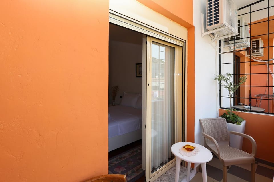 Balcony/Terrace, City view, City view