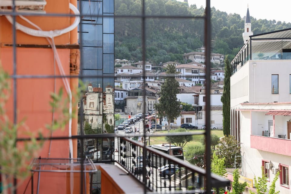 Balcony/Terrace, City view