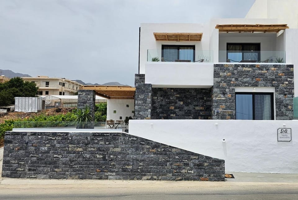 DG Luxury Suites Apartment in Lasithi
