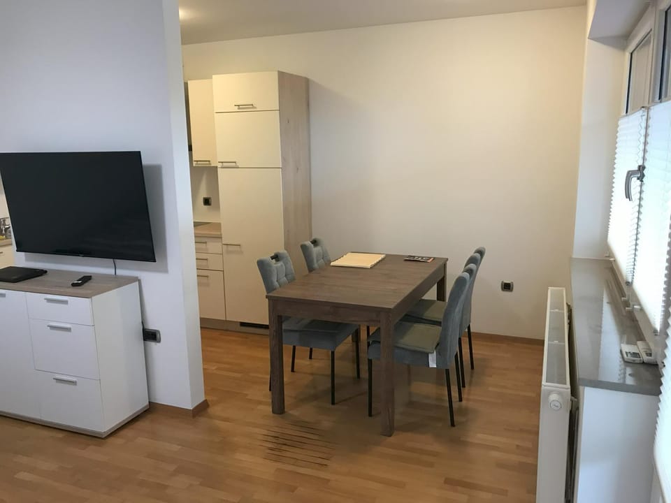 "Hill & sea" apartma Apartment in Slovenia