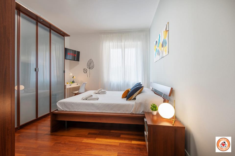 Bed, TV and multimedia, Bedroom, towels, wardrobe, air conditioner