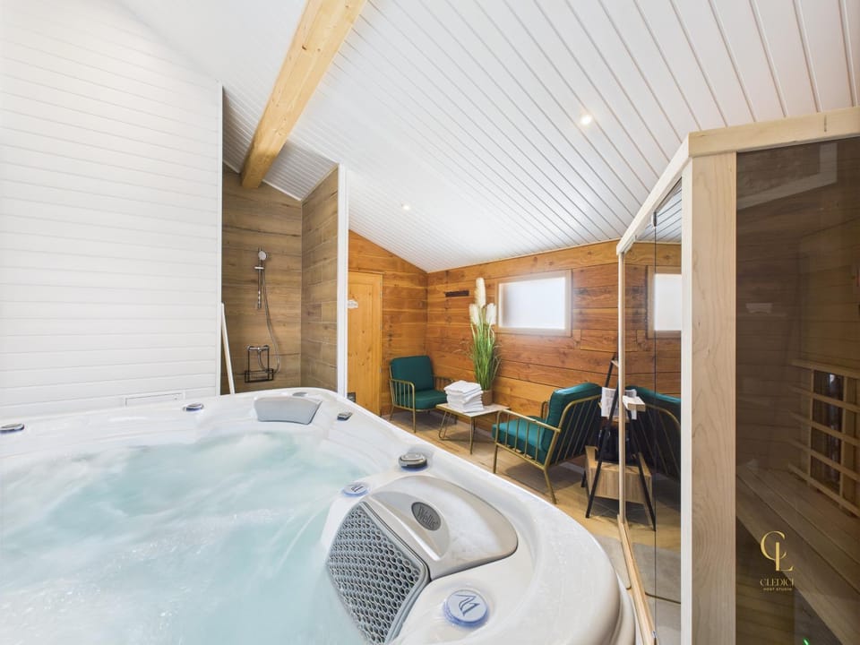 Hot Tub