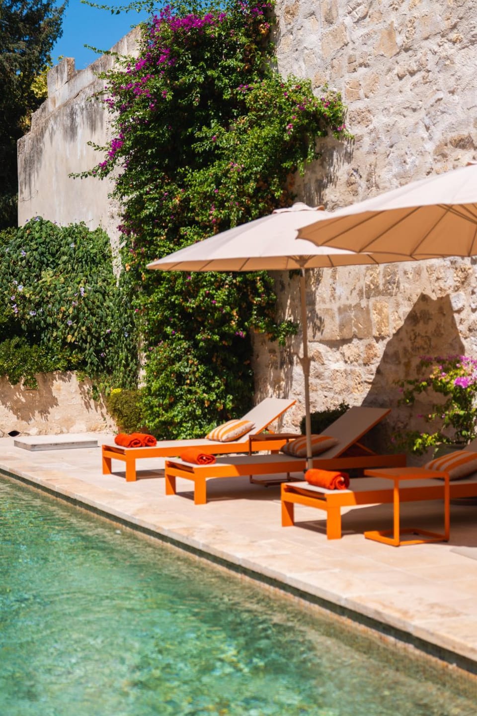 Swimming pool, Swimming pool