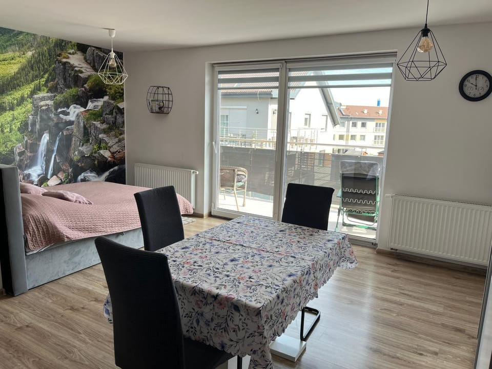 Studio Green Apartment in Lower Silesian Voivodeship