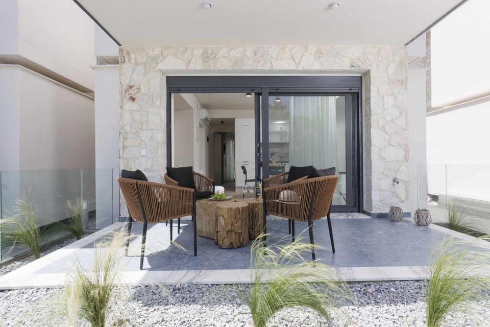 Balcony/Terrace, Seating area