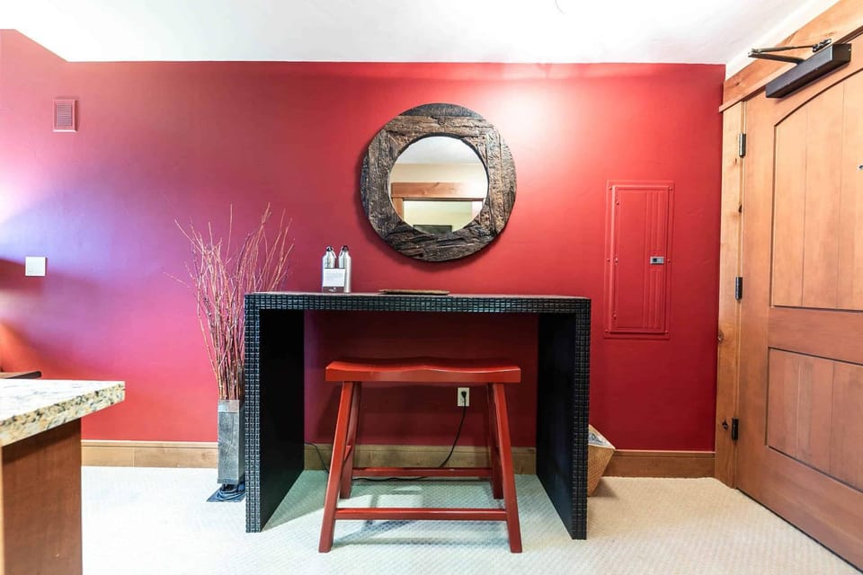Catamount Lodge 305A by East West Hospitality Apartment in Northstar Drive