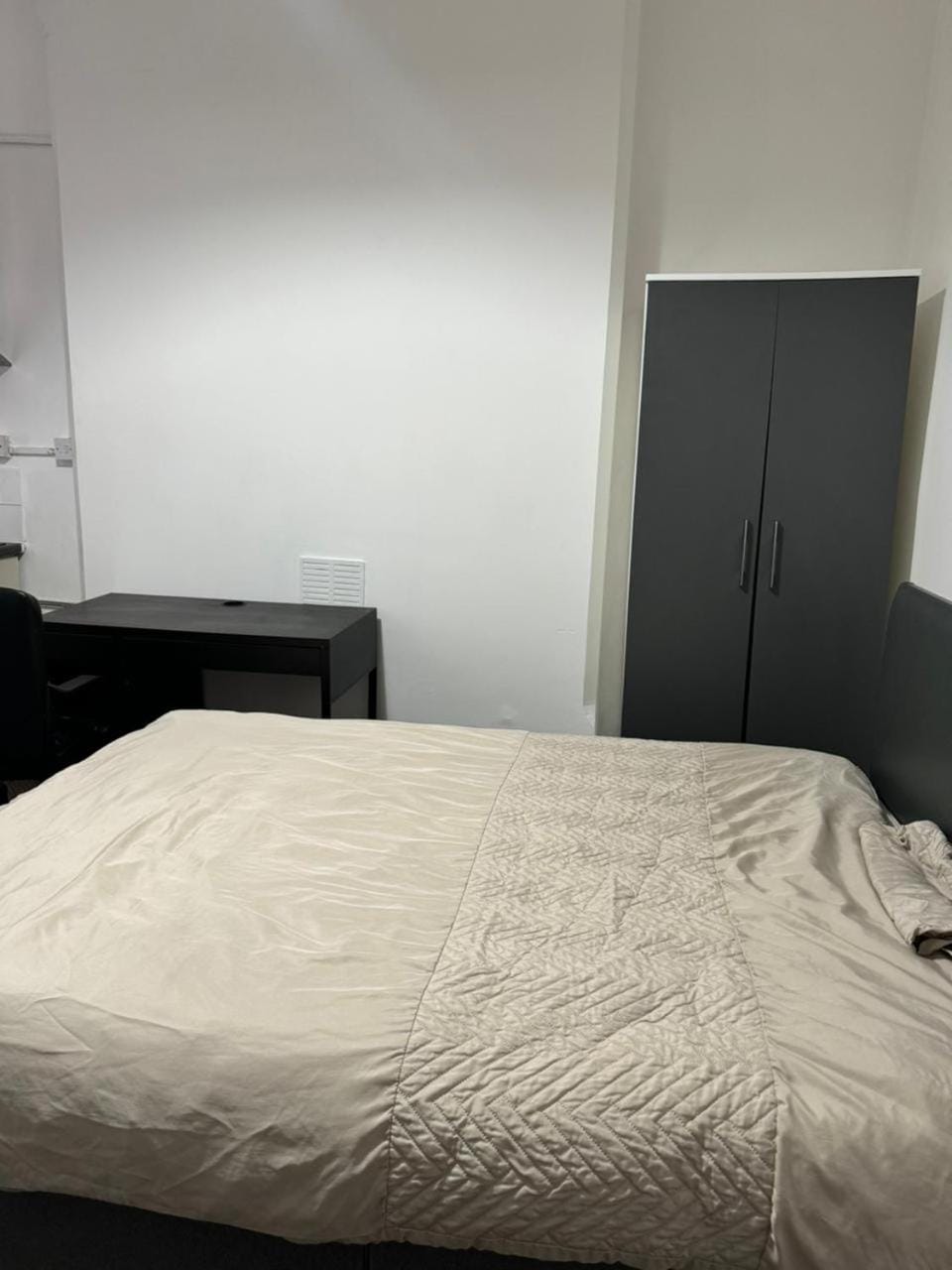 Nice Ensuite near cricket ground Bed and Breakfast in Nottingham