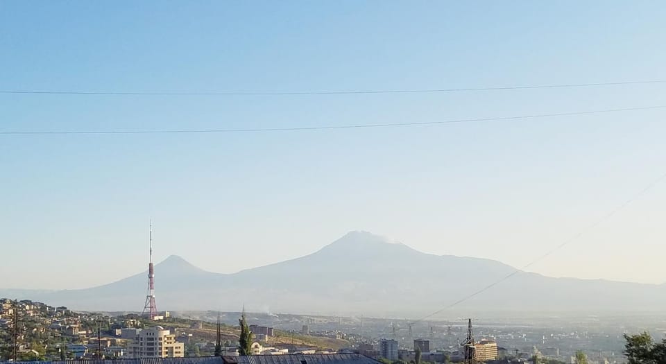 Nearby landmark, Day, Mountain view