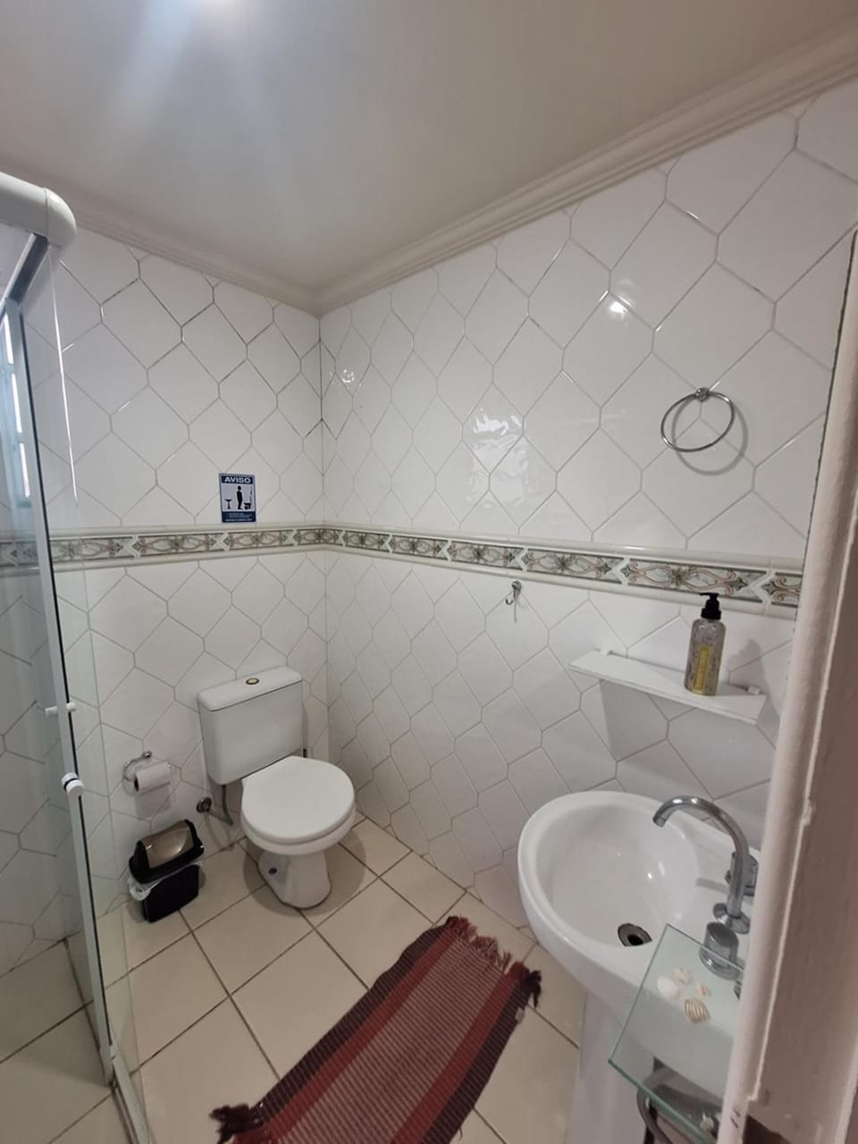Toilet, Bathroom, towels