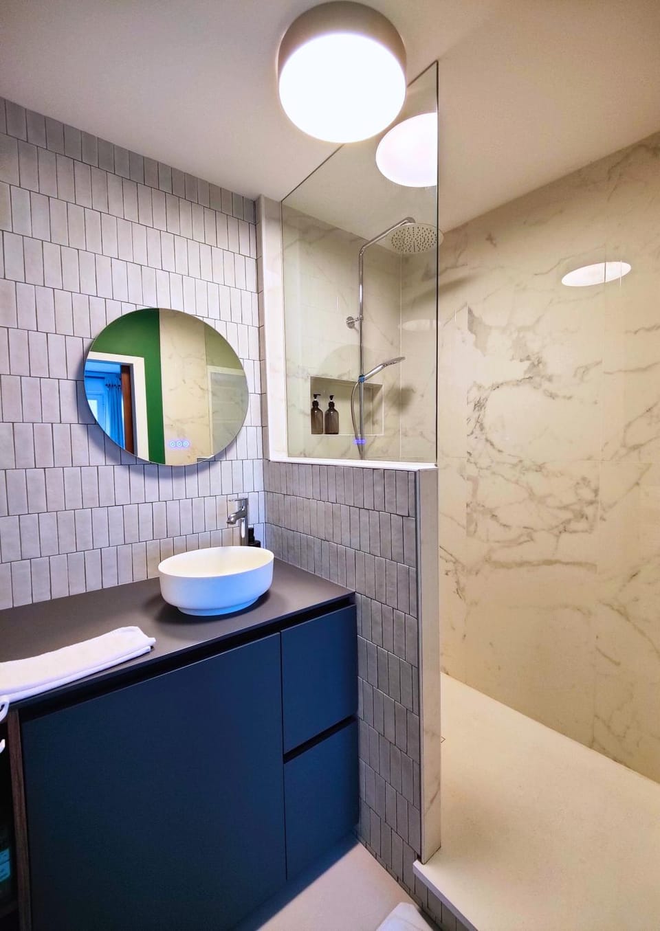 Shower, Bathroom, Bedroom