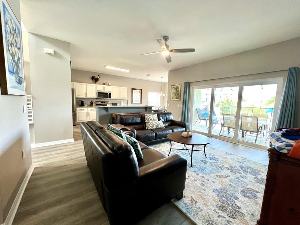 WH524 - 5Beds - 12 Guests Villa in Four Corners